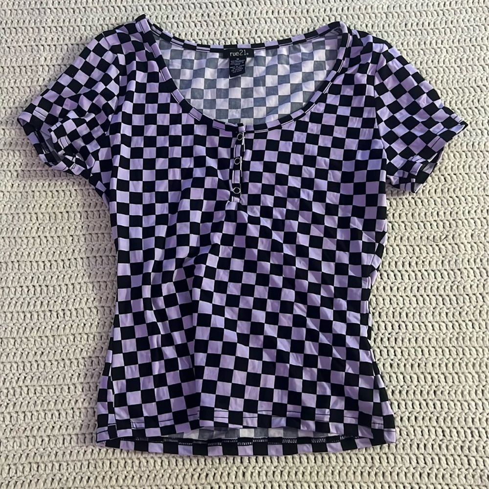 Rue 21 purple and black soft knit t shirt
